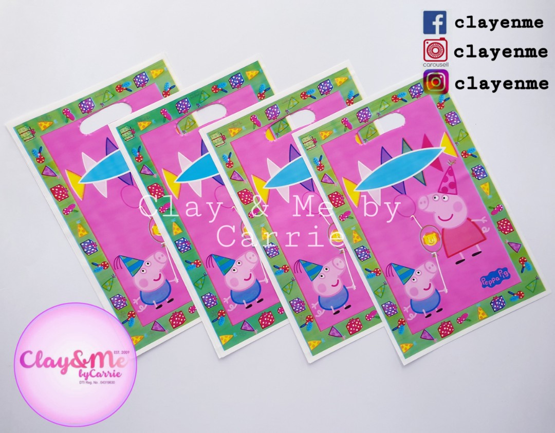 Peppa Pig themed loot bags 10s, Hobbies & Toys, Stationary & Craft