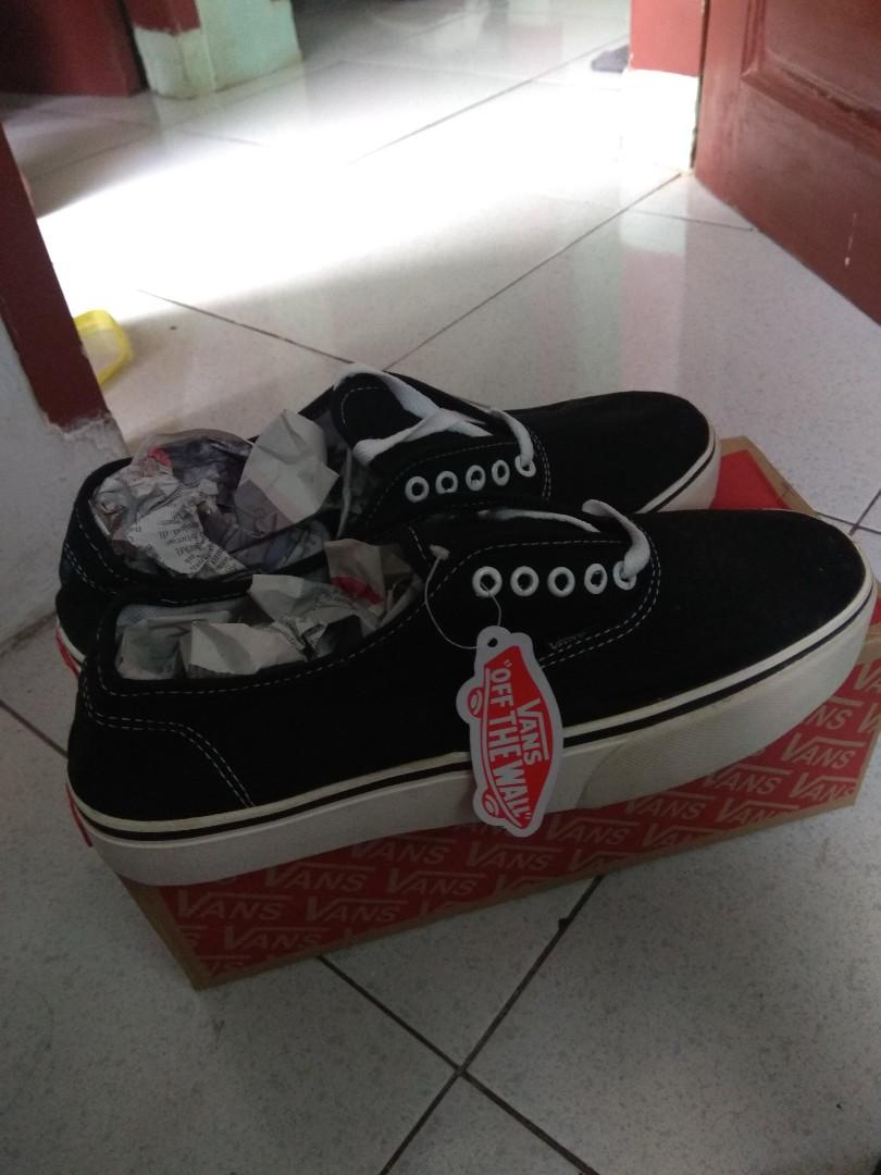 Sepatu Vans kw Fesyen Pria Sepatu Sneakers di Carousell