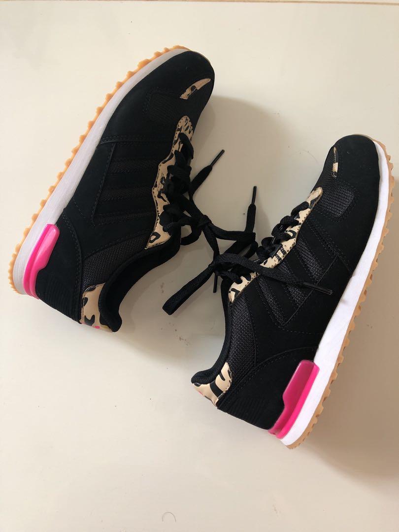 adidas black with leopard