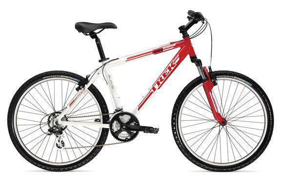 TREK Series 3 Mountain Bike with Helmet 