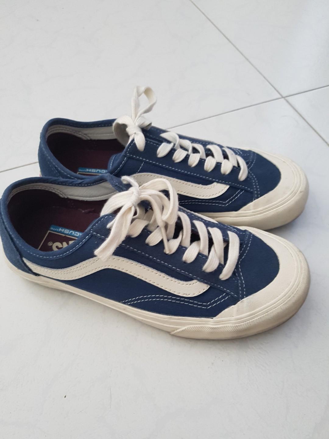 Vans 7.5 US, Women's Fashion, Footwear, Sneakers on Carousell