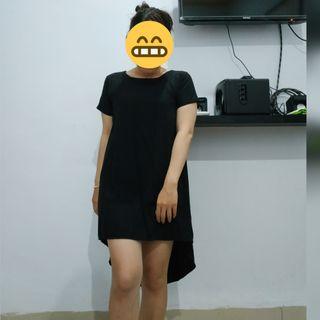 Asimetris dress hitam