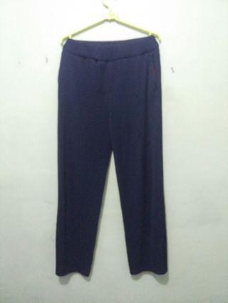 #maudandan Kulot Plisket Biru Navy