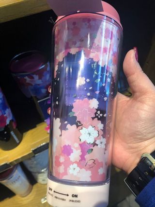 （分類：）位於 。 由 pekopokochu 提交（商品編號 219630502，圖片 1）。簡介： 。