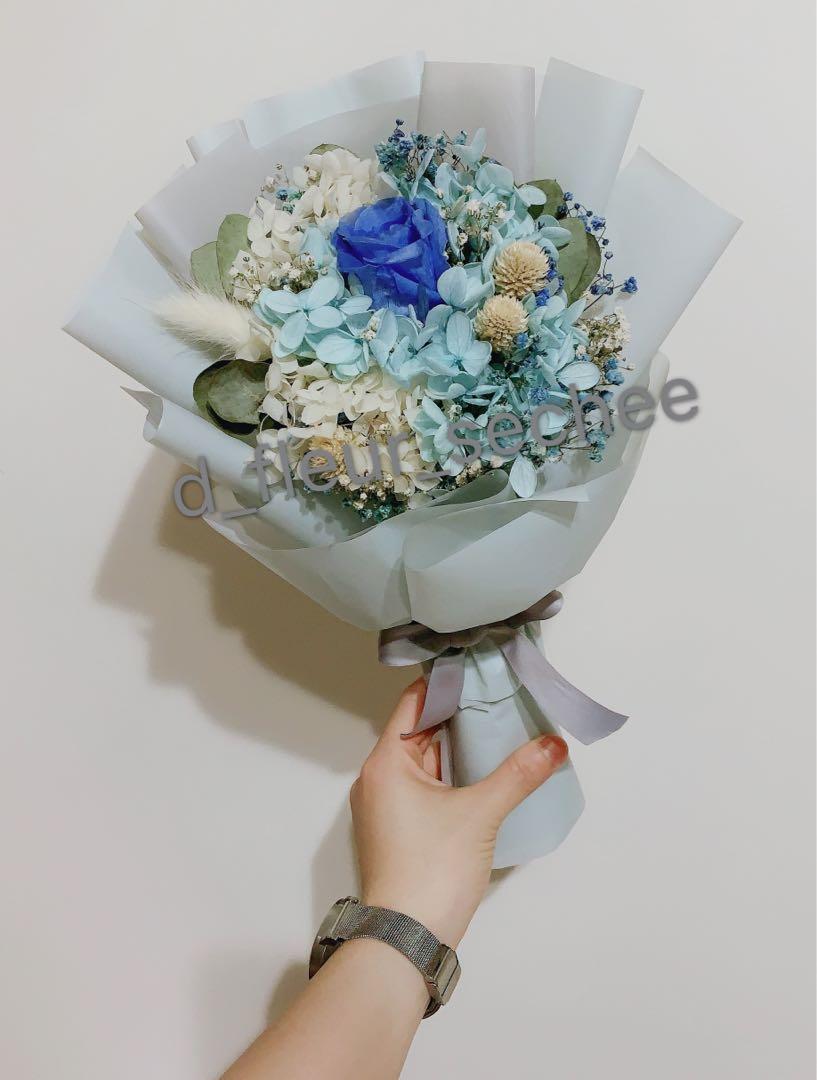 乾花花束保鮮花long Lasting 花藍色花束保鮮花束木棉花繡球花滿天星花藝小店香港小店畢業花束 興趣及遊戲 手作 自家設計 文具及工藝