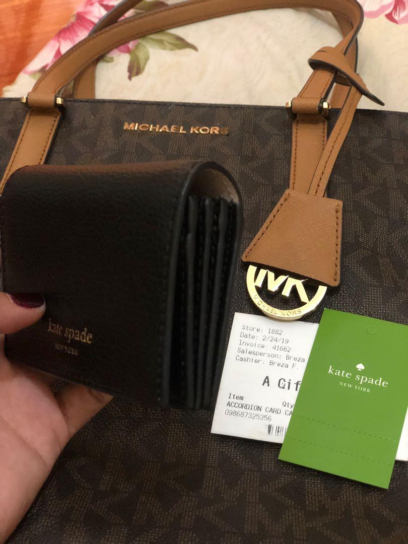 💯Authentic Kate Spade Accordion Card Case/Wallet, Women's Fashion, Bags &  Wallets, Wallets & Card holders on Carousell