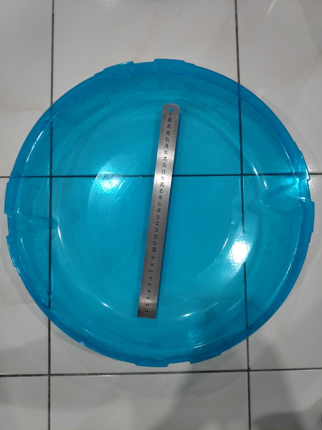 Beyblade Stadium Big Size Toys Games Other Toys On Carousell Much like hasbro's colossus stadium, this is the largest produced takara tomy burst stadium. beyblade stadium big size