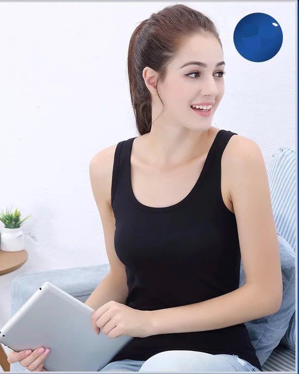 Black basic top $2.00 (Category: Other Tops) located in Singapore. Submitted by jennalima (Listing ID 235560331, Image 1). Description: Black basic top $2.00 ** sorry no time to measure, pls don’t ask me for measurement NO FREE POSTAGE AND NO EXCHANGE NO EXTRA PICTURES AC.