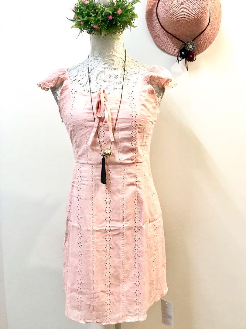 TOULOUSE DRESS PINK EYELET main image 1