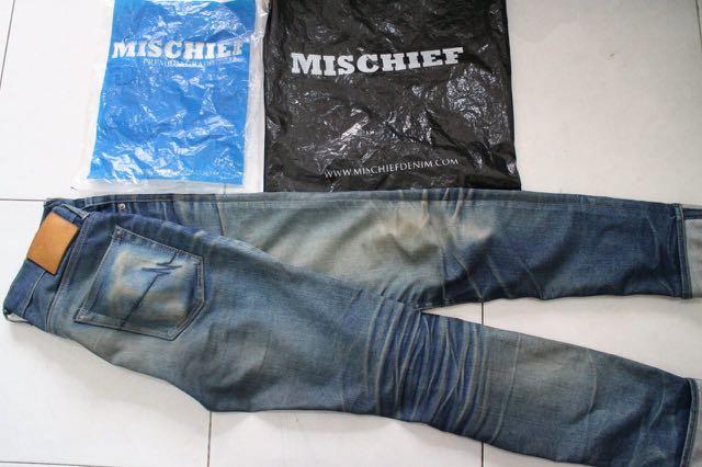 Celana Jeans Mischief Denim ( FADE UDAH JADI ), Fesyen Pria, Pakaian ,  Bawahan di Carousell
