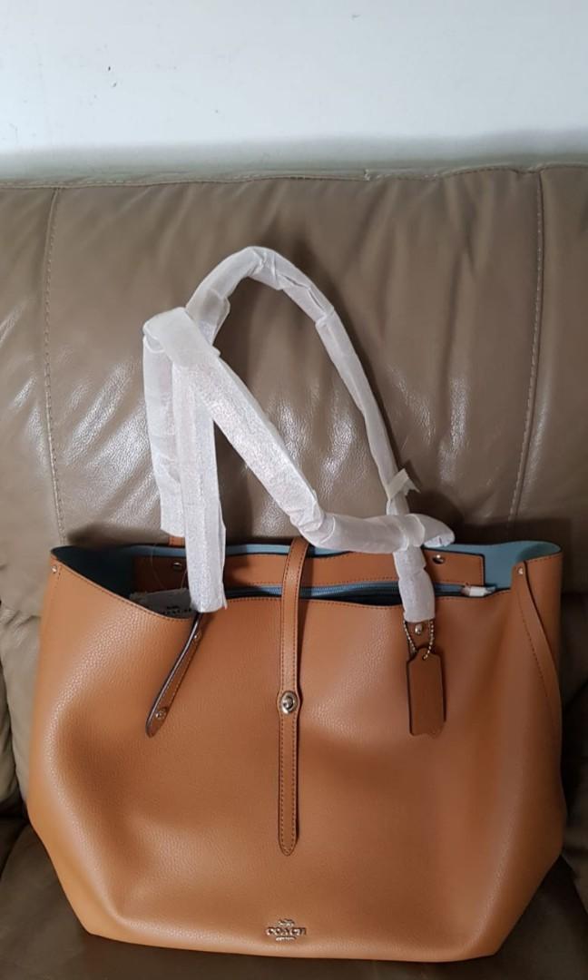 Coach market tote saddle 2025