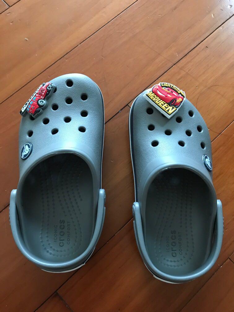 cheapest place to buy crocs