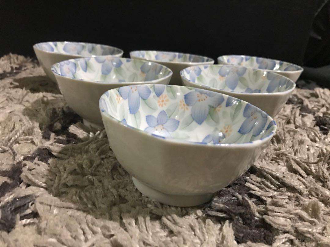 Dessert bowl (Category: Bakeware) located in Manila. Submitted by simplececile (Listing ID 235589867, Image 2). Description: Dessert bowl is only 50.00 each 6 pcs for only 300.00.