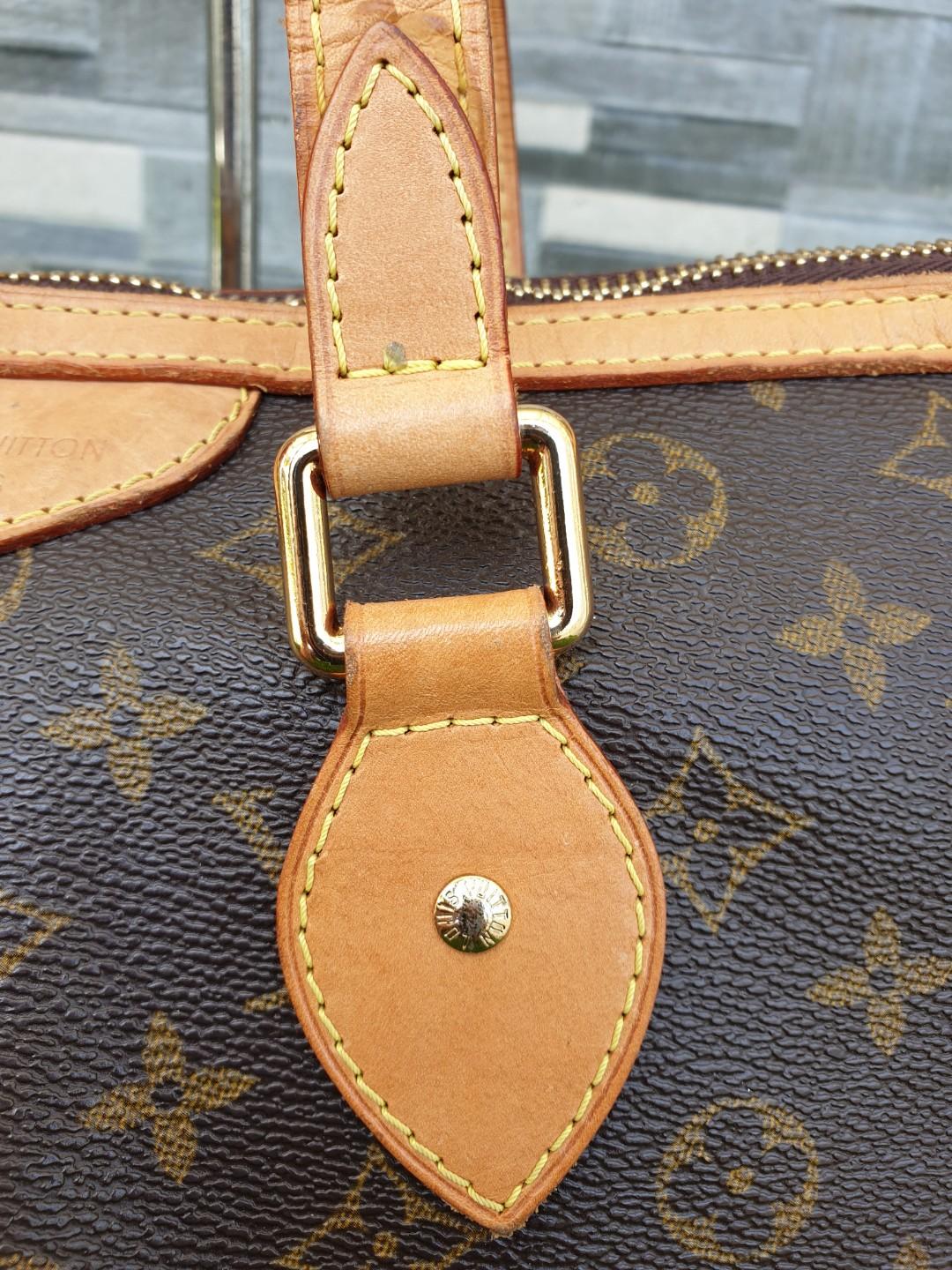 Lv bag no. 13357 (Category: Luxury Bags & Wallets) located in Cagayan de Oro. Submitted by hrvs.collection (Listing ID 235518523, Image 2). Description: # 13357 - P5,500 LV Palermo Monogram MM gold hardware shoulder bag, 30cm.