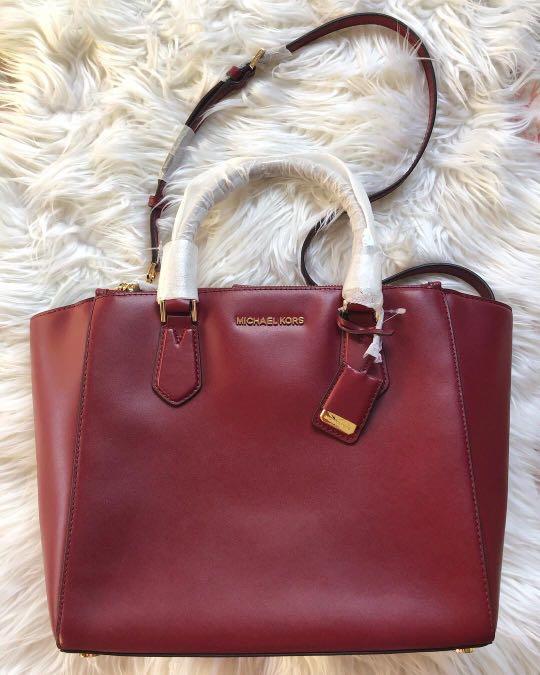 Michael Kors Carolyn Large Leather Tote 