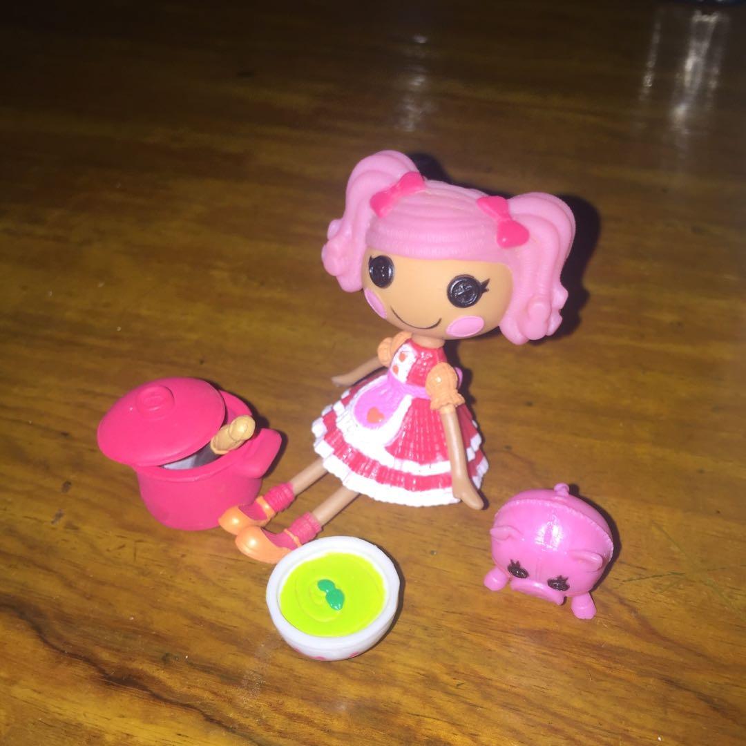 Mini Lalaloopsy (Category: Kids Toys) located in Mandaluyong City. Submitted by littletwinstars1917 (Listing ID 235626891, Image 1). Description: New with box. Still negotiable.