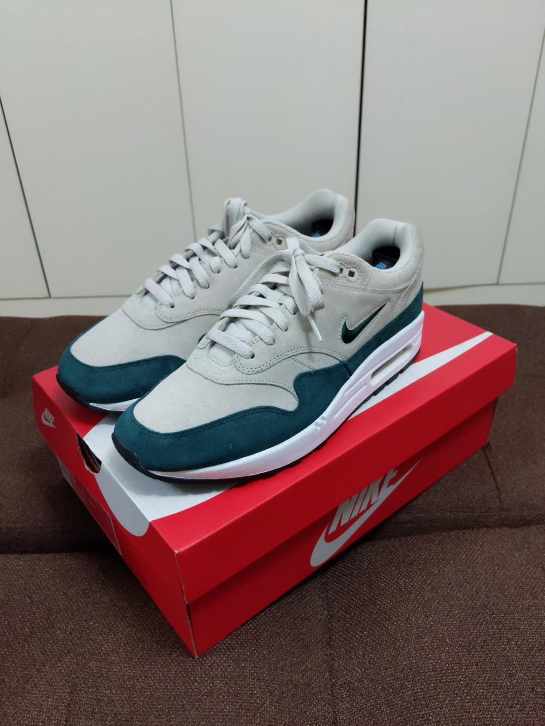 Nike Max 1 Premium "Atomic Men's Fashion, Footwear, Sneakers on Carousell