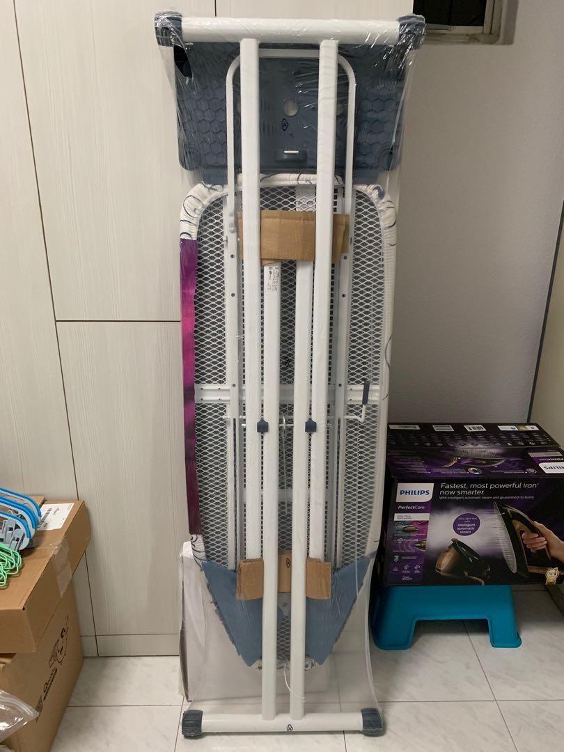 Philips GC240 Ironing Board, Furniture & Home Living, Cleaning