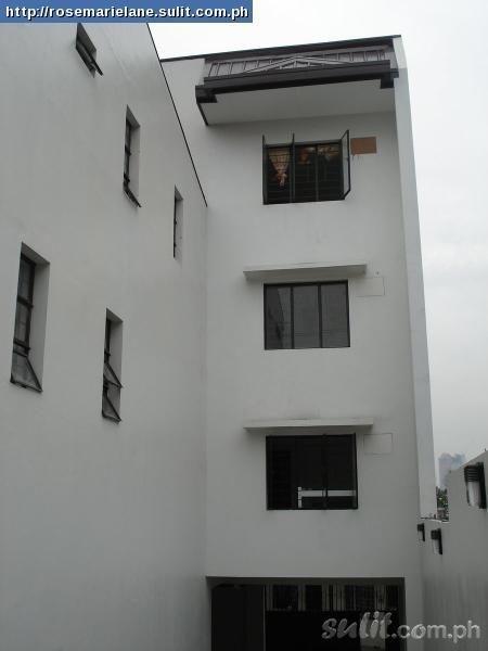ROOM FOR RENT: KAPITOLYO PASIG (Category: Room Rentals) located in Pasig City. Submitted by gentlecloud.cb5b16 (Listing ID 235603200, Image 2). Description: ROOM FOR RENT: Rooms for rent near Shaw Blvd. & along Pasig Blvd. (short walking distance) In front of DMCI Lumiere Residences. Near motel area. (view map in pictures) One FX ride from Ortigas Center and along the way of Jeepneys going to Pasig. Street is right after Sylvia Reynoso Gala cooki