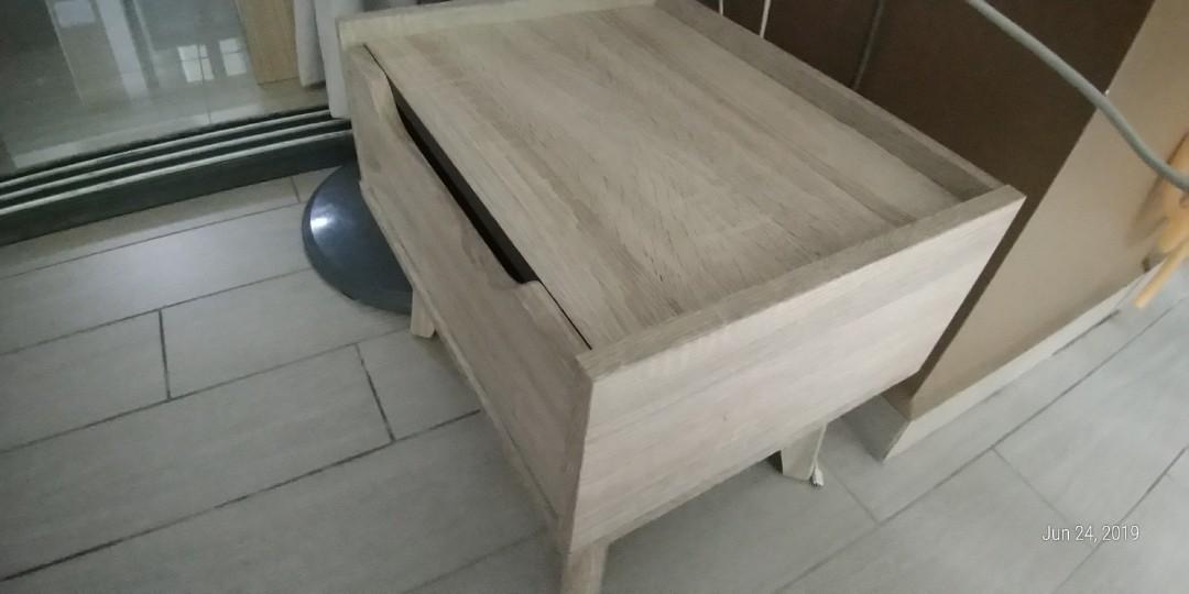 Side Table (Category: Tables & Sets) located in Singapore. Submitted by ahtik1973 (Listing ID 235580941, Image 1). Description: Condition 8/10 Measurement - 340mm(width), 430mm(length), 360mm (height). Self collect at Canberra Drive or meet up at Sun Plaza.