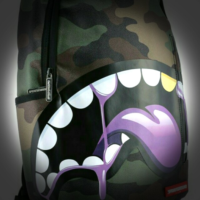 Sprayground backpack bag x Bape Shark(Limited Edition), Men's Fashion