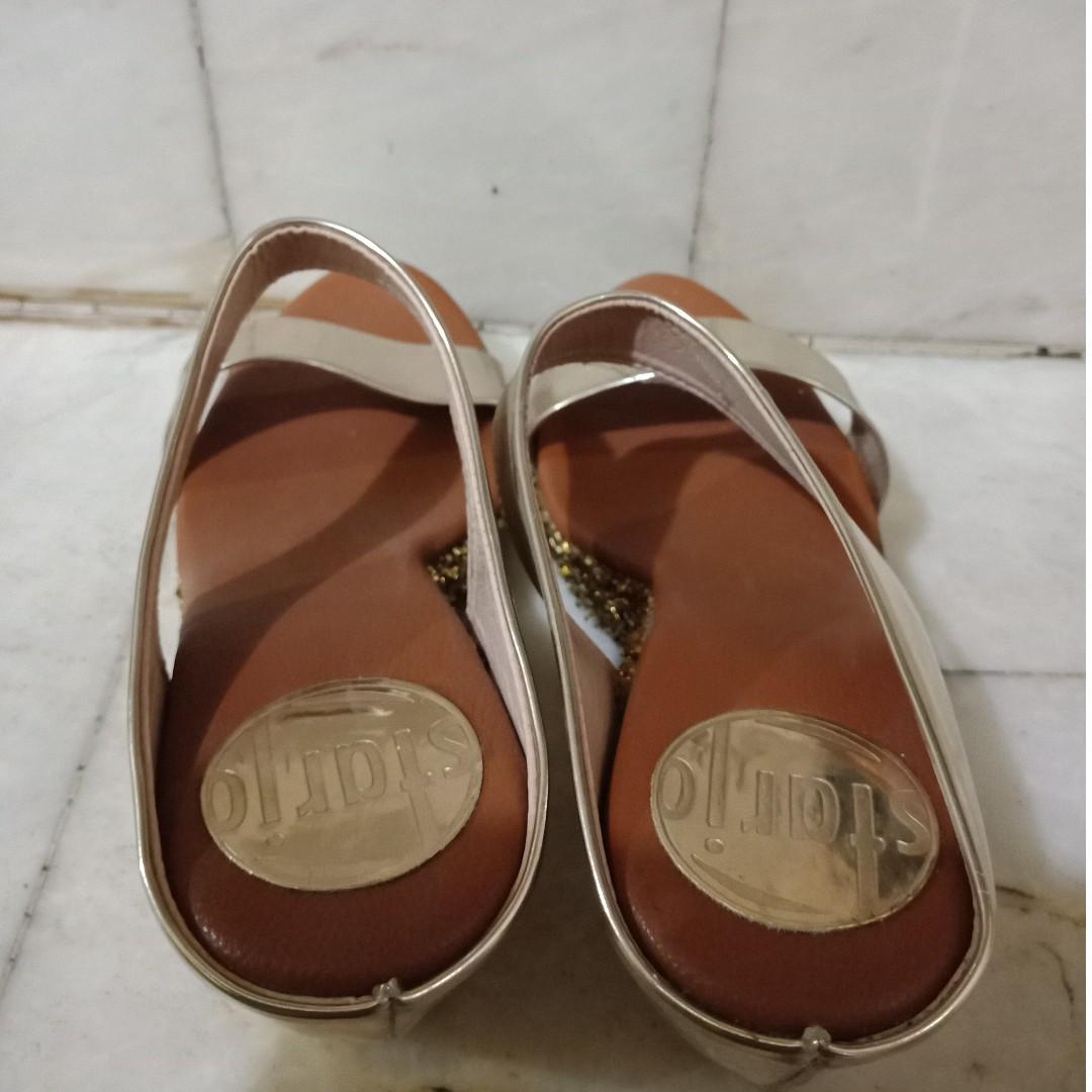 Stario sandals sale