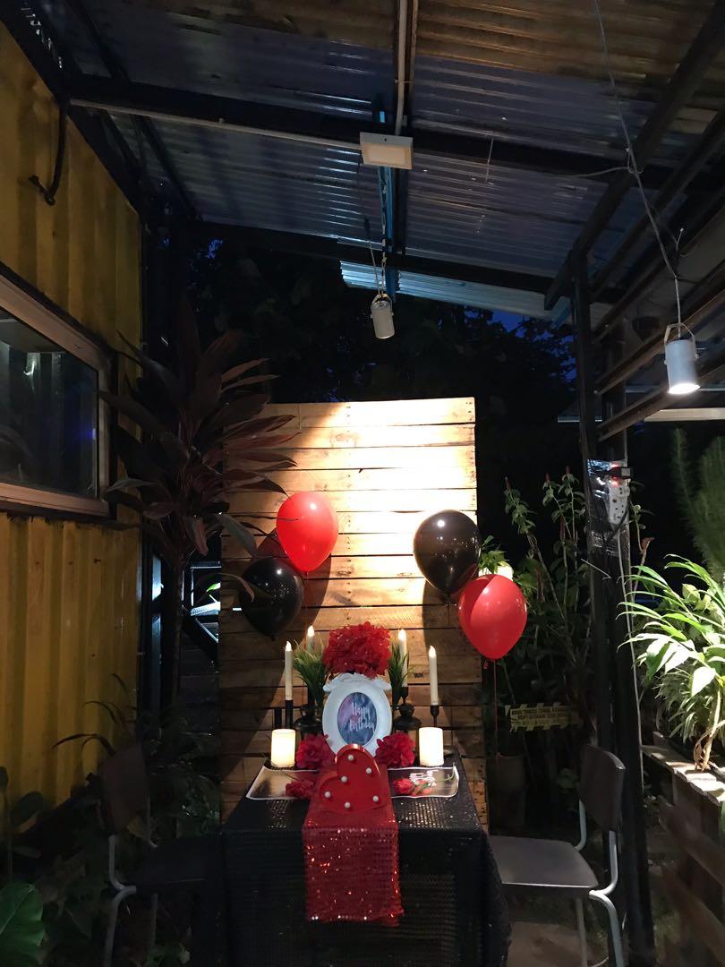Table deco (Category: Others) located in Rembau. Submitted by t.xhrah (Listing ID 235626219, Image 1). Description: Table Deco for 2 pax Rm130 Additional Rm3 per head free slice cake , fresh flower Cover area Seremban , Rembau & Seremban dm or ws for more info or booking date 😍😍. . #supriseparty #suprisebirthday #supprisedelivery #suprisenegerisembilan #suprisedeliveryseremban #suprisedeliveryrembau #supriseplanner #negerisembilan #rembau #sena