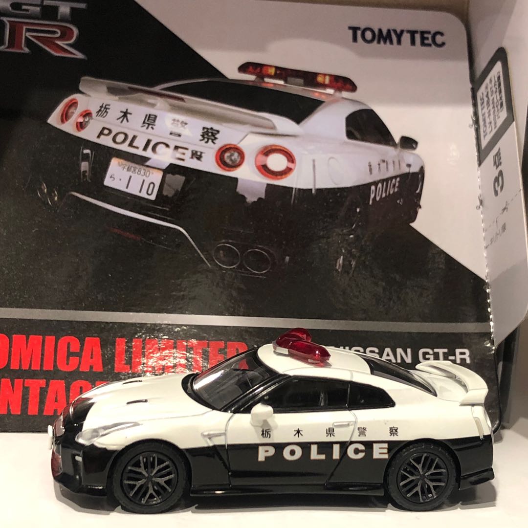 tomica gtr police