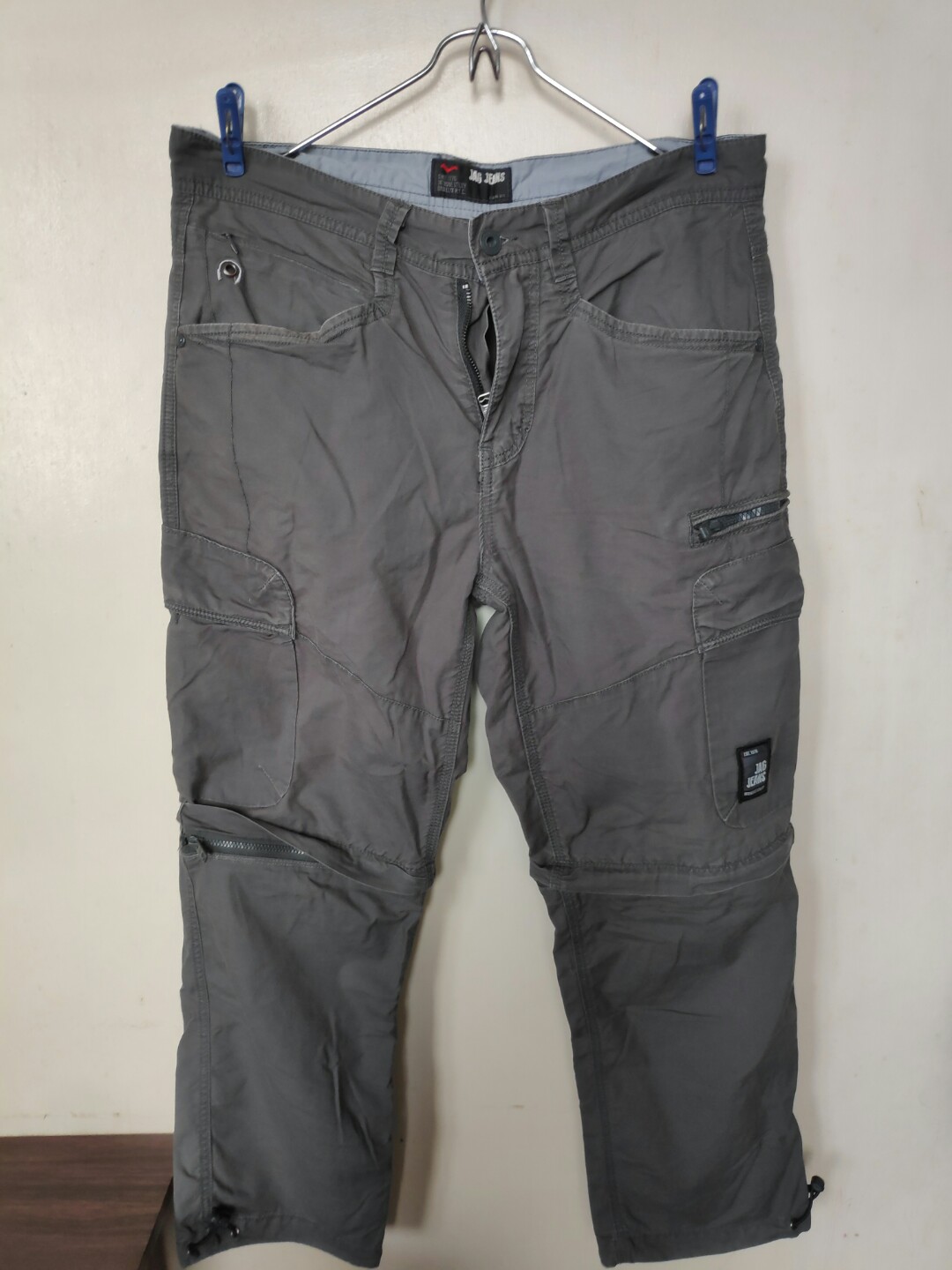 jag cargo pants