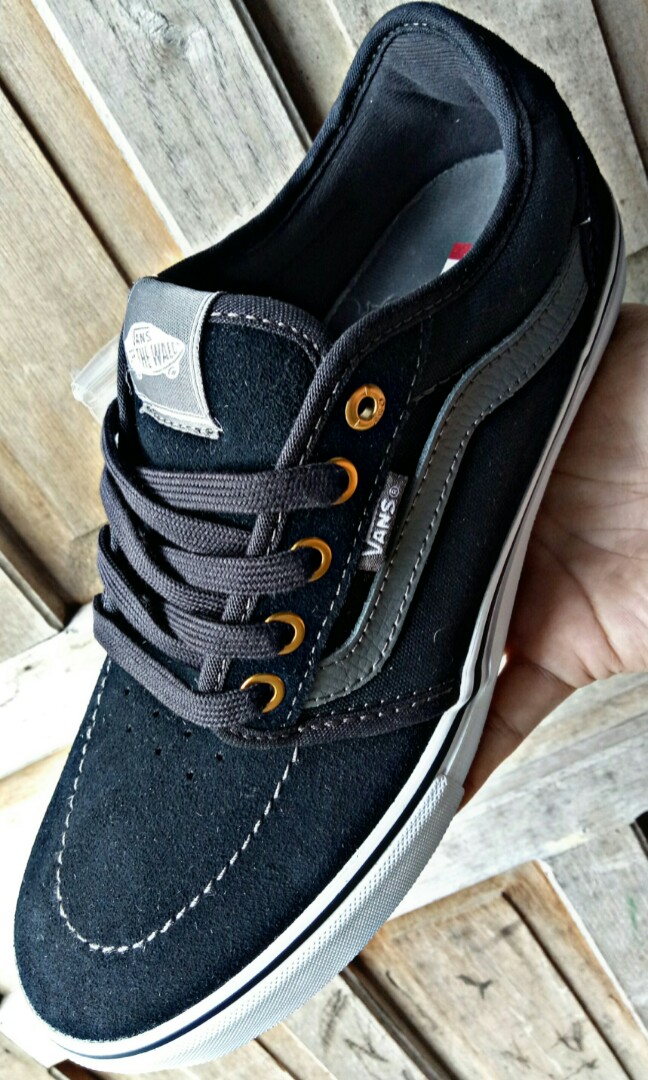 vans lindero