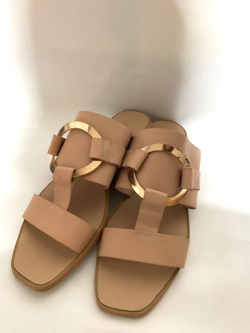nude casual sandals