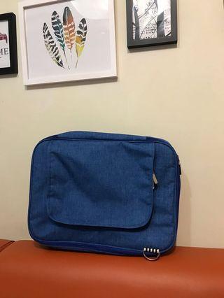 ⬇️⬇️⬇️降～全新好用男女適用出國包(贈盥洗包）