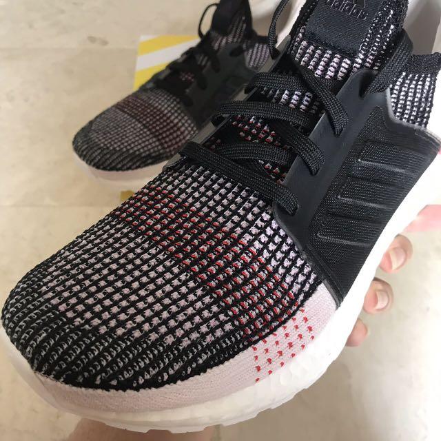 Adidas ultra boost hot sale 19 black and pink