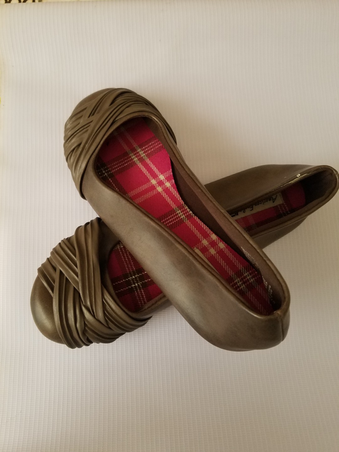 american eagle flats