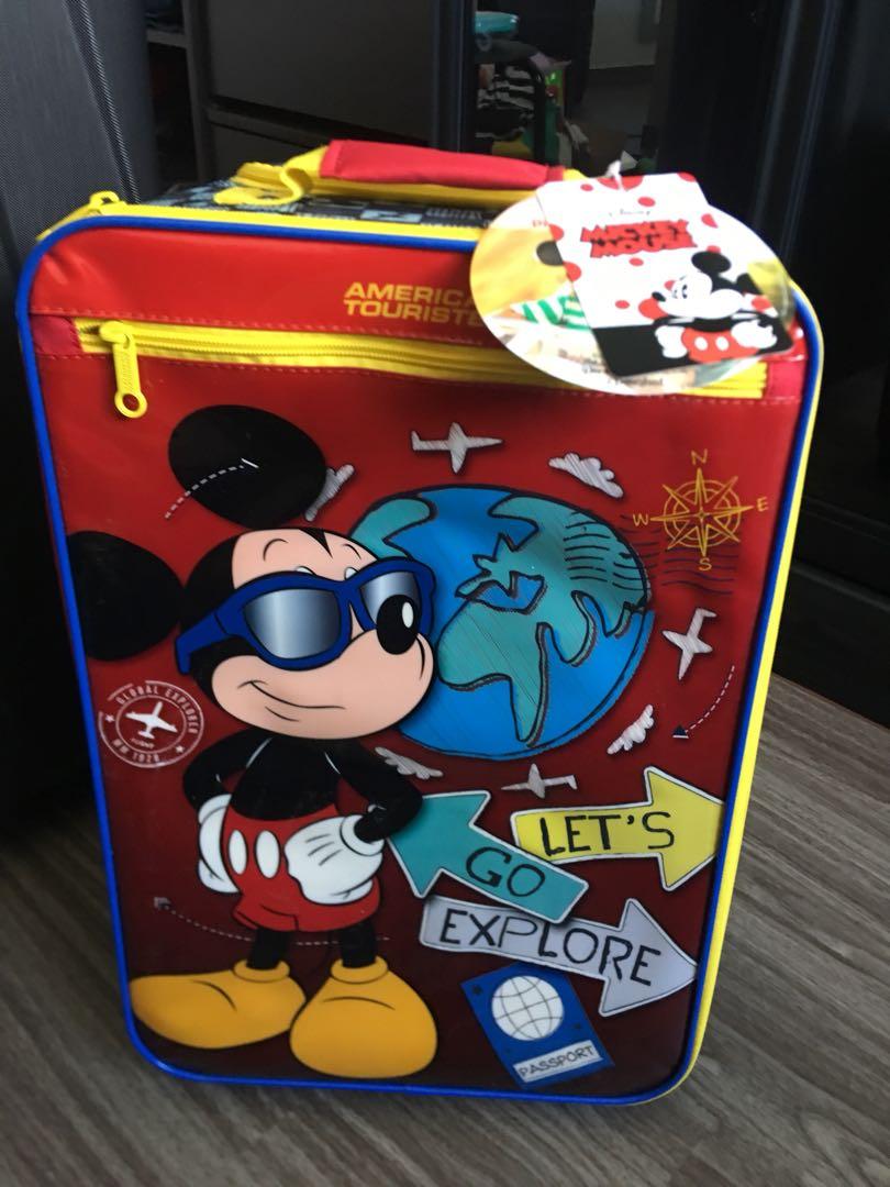 american tourist disney