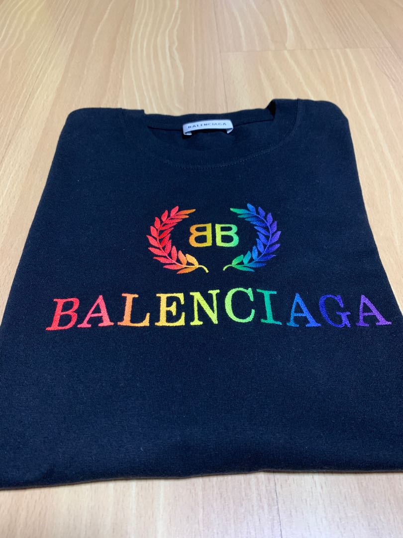 Rainbow Logo T-Shirt (100% Authentic), Men's Fashion, & Sets, Tshirts & Polo Shirts on Carousell