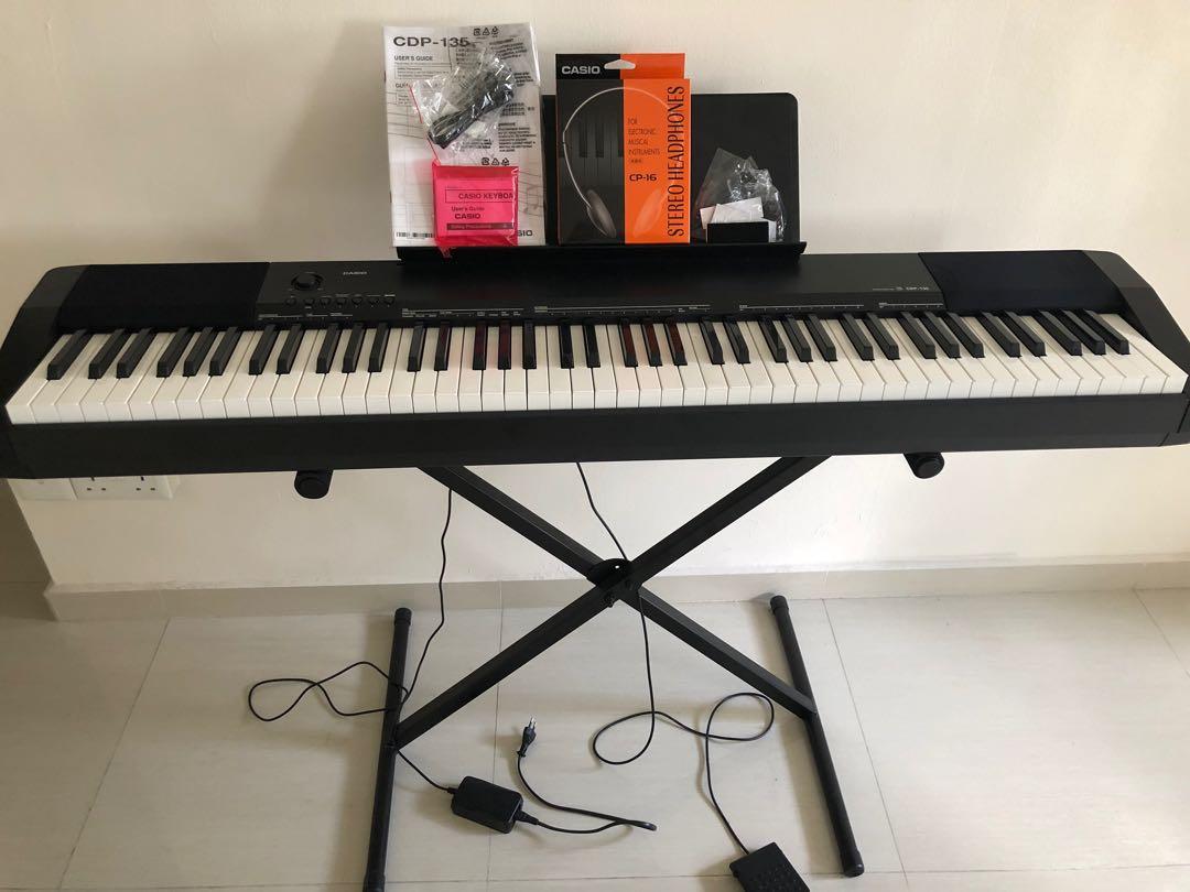 Casio Contemporary 88 Weighted Keys with Hammer Effect, Hobbies & Toys