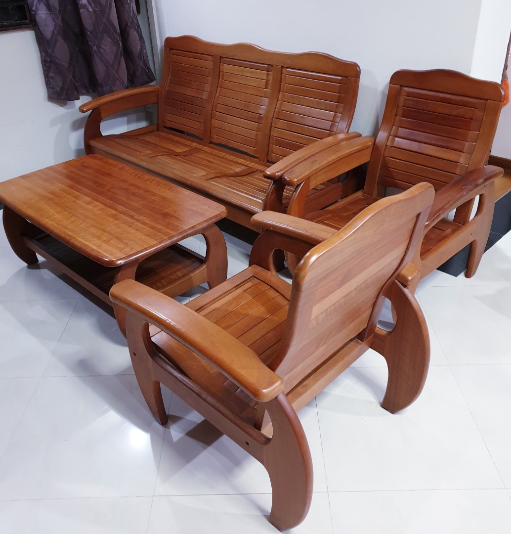 Used wooden shop sofa set
