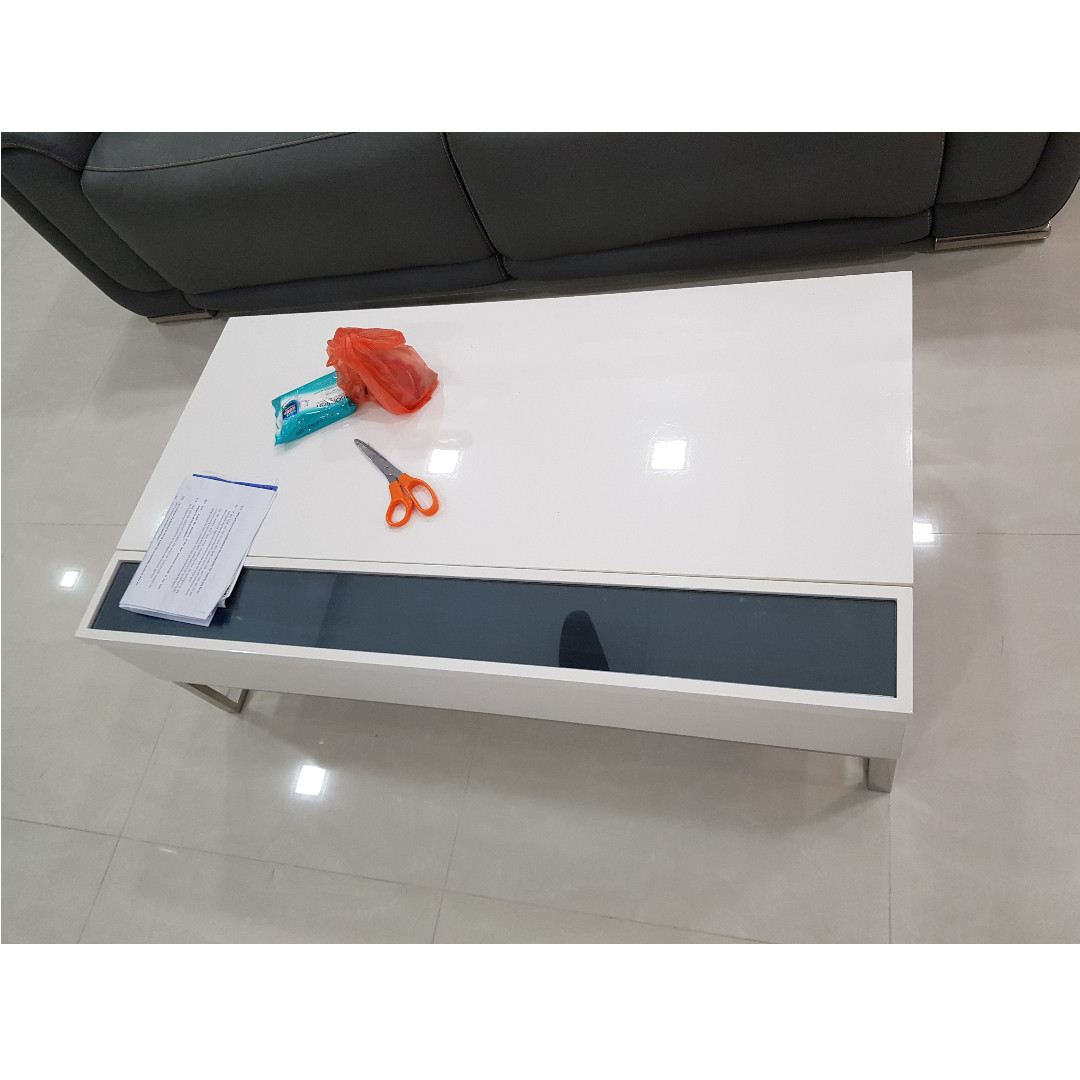 Coffee table Korean Style, Furniture & Home Living, Furniture, Tables & Sets on Carousell