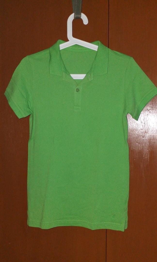 green shirt women's