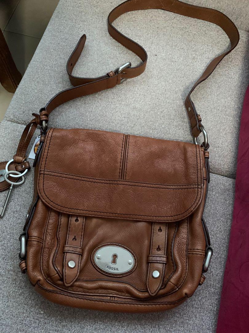 fossil sling bag