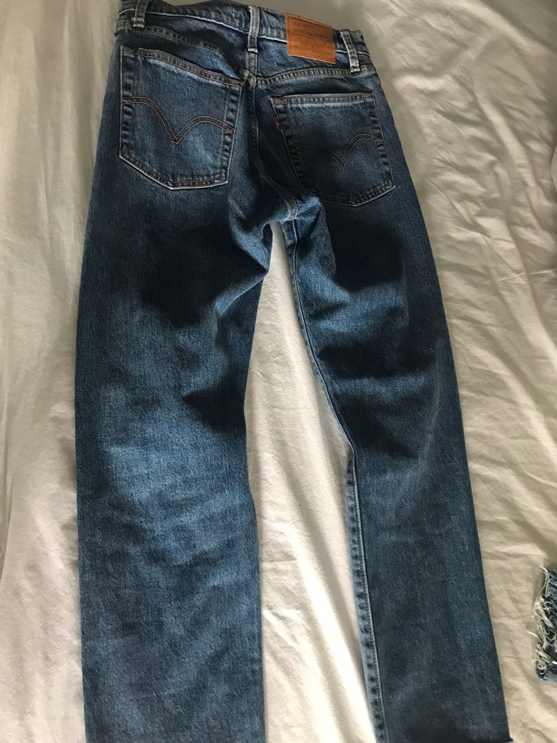 levis wedgie straight jeans in size 24