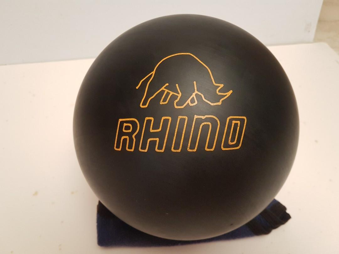 Mid 13lbs brunswick rhino black urethane bowling ball, Sports Equipment