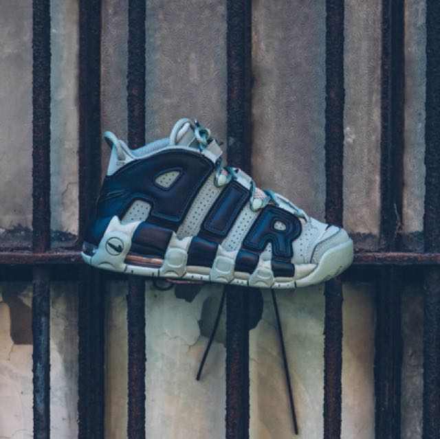 uptempo dark stucco