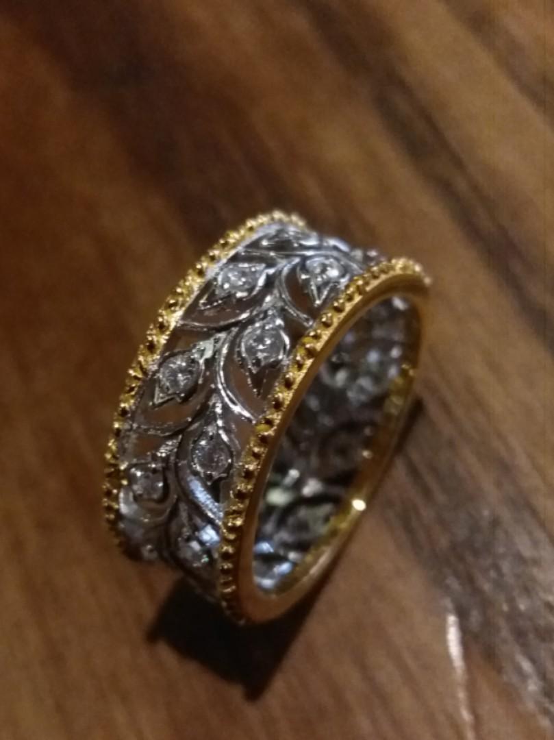 silver Ring （分類：飾物及配件）位於 Hong Kong。 由 chezmoiym 提交（商品編號 235752055，圖片 1）。簡介： made of silver can order different sizes . wholesale s welcome。