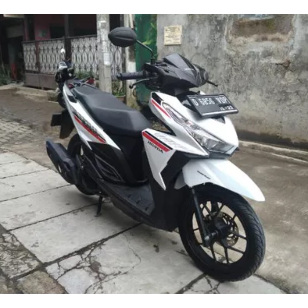 Vario 125 Esp CBS Putih Merah 2017