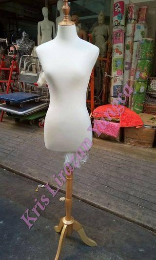 White Classic Mannequin