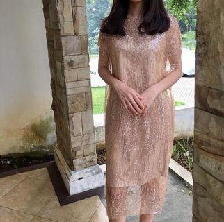 Dress pesta