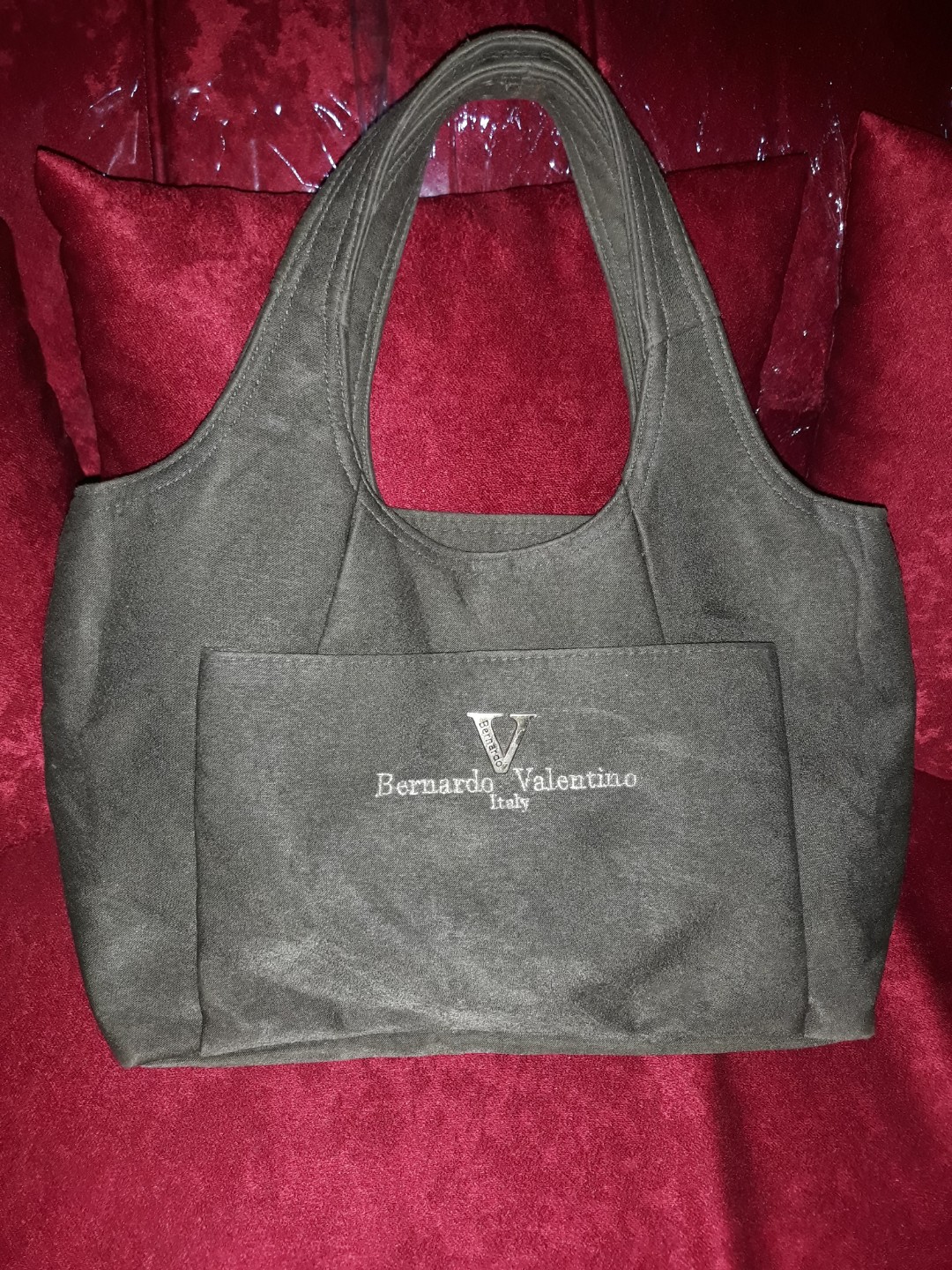 Bernardo valentino bag price hot sale