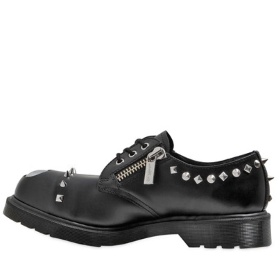 Dr martens core 11 store